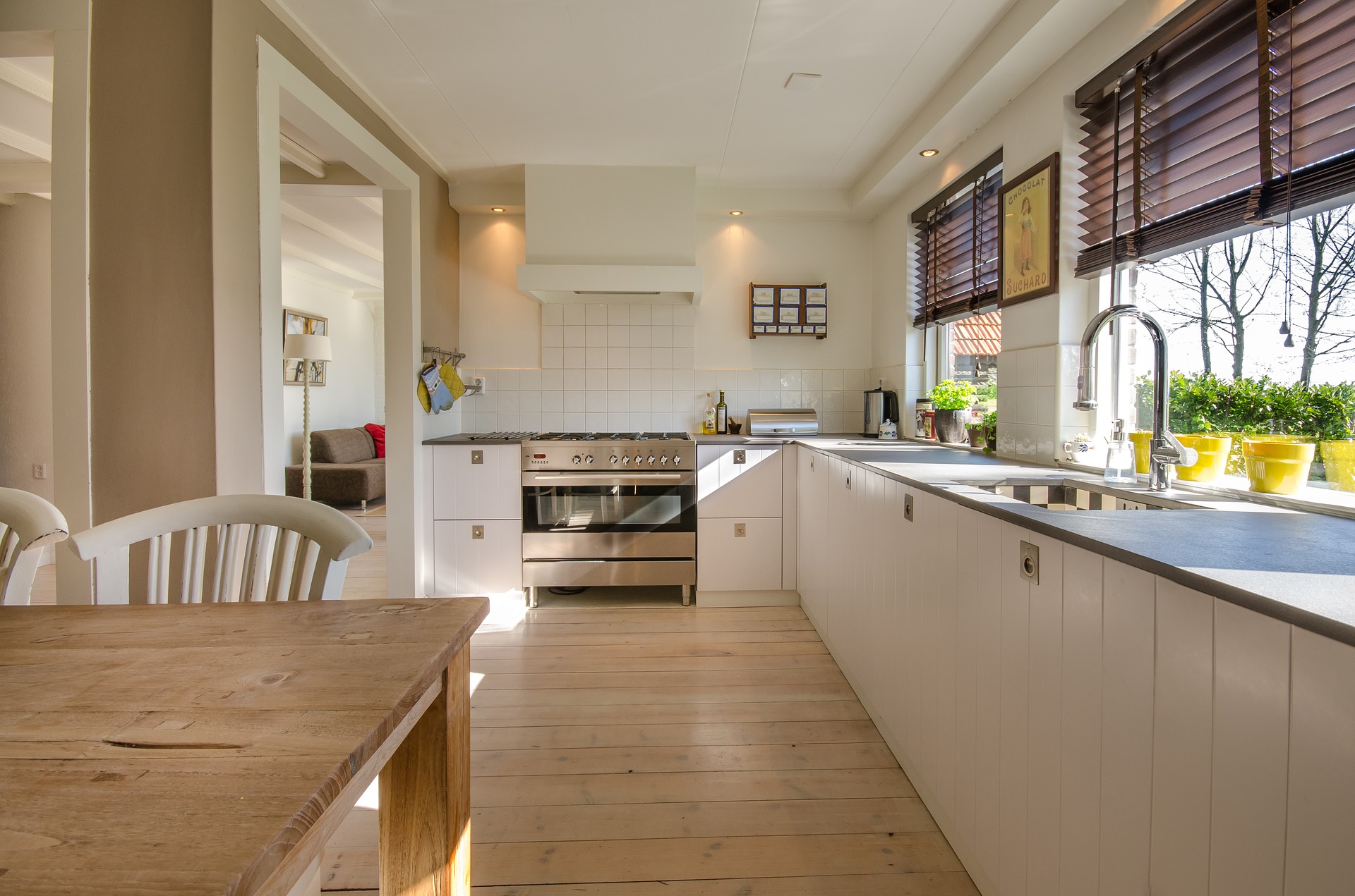 Simple Tricks to Unclog Your Drain and Avoid Kitchen Nightmare
